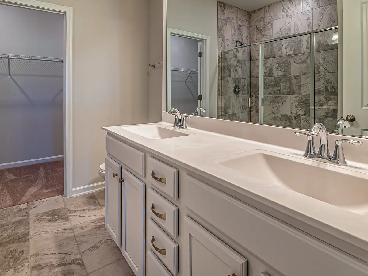 Original photo of the bathroom before its coastal redesign preview